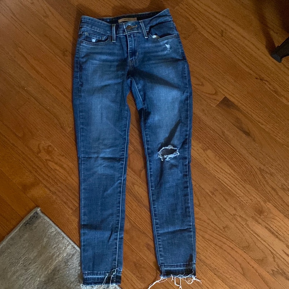 Levi’s 711 skinny ankle